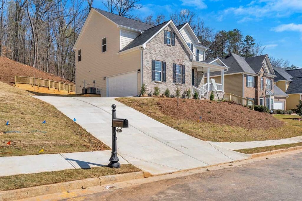 002_421-Vinings-Vintage